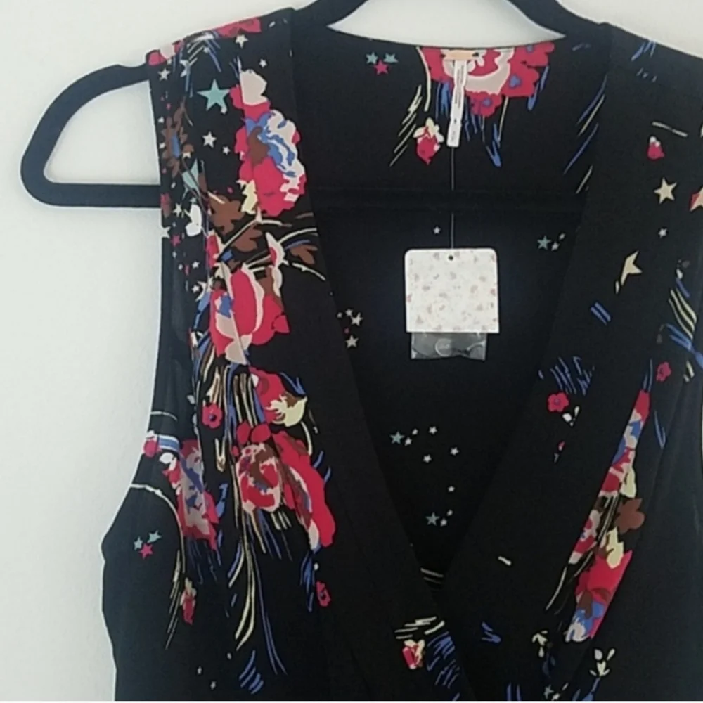 Free People Floral Top Size Small